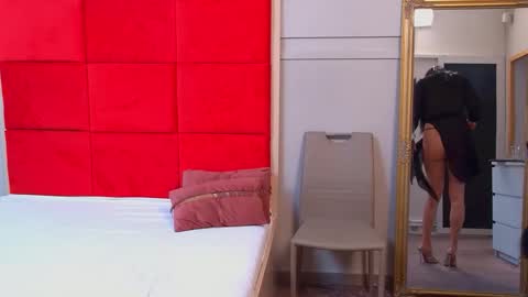 LanaBanner online show from 04/20/26, 04:37