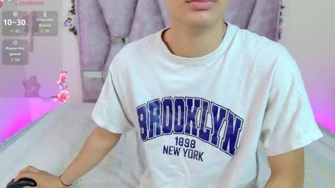 Lana online show from 11/16/25, 10:32