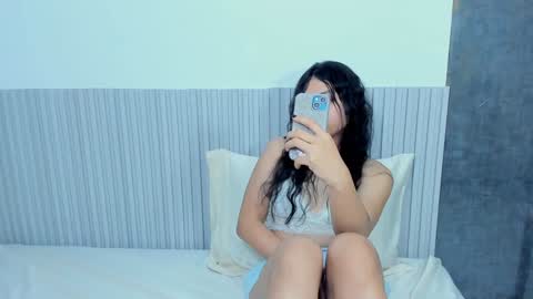 Snapshot of lana_boomer chatting on 12/22/24, 10:36 Lana online show from 12/22/24, 10:36