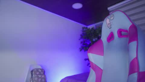 Lana online show from 02/03/26, 12:31