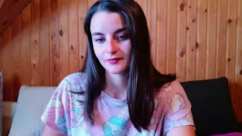 lana_gl online show from 04/06/26, 03:04