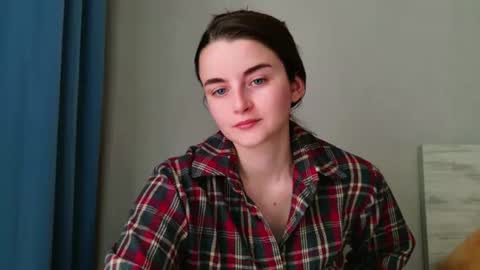 lana_gl online show from 06/09/26, 06:36