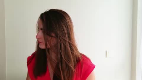 lana_gl online show from 06/19/26, 06:40