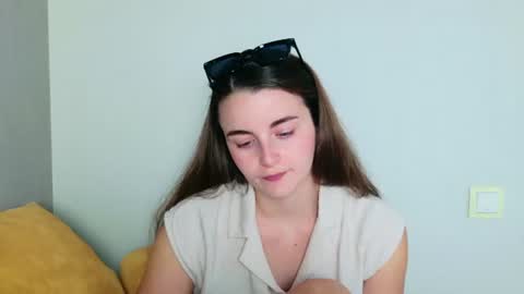 lana_gl online show from 07/20/26, 04:42
