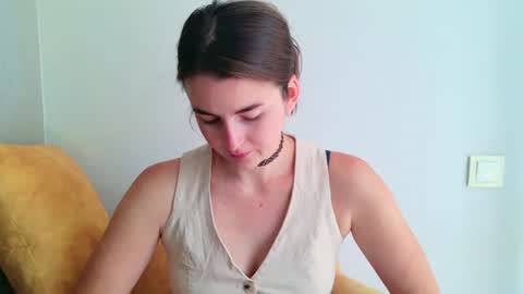 lana_gl online show from 07/27/26, 09:05