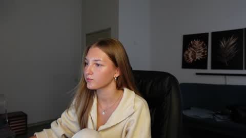 Snapshot of lana_jewel chatting on 07/21/26, 05:43 LANA JEWEL online show from 07/21/26, 05:43