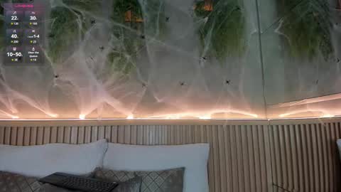 lana_lann online show from 10/13/25, 12:16