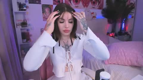 Eva online show from 12/02/25, 03:12