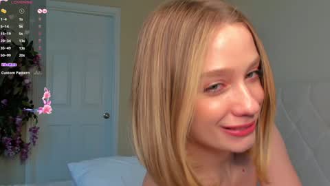 Lana online show from 01/15/25, 08:58