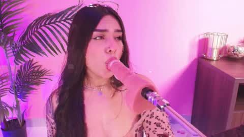 LANA online show from 04/08/26, 05:07