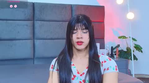 valentino moon online show from 03/23/26, 01:31