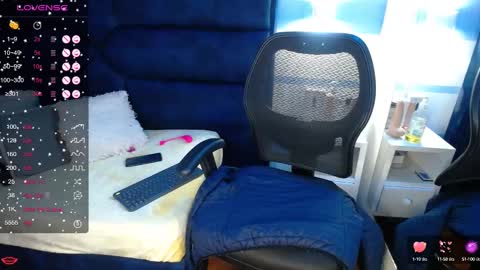 Angel  IG  online show from 02/11/25, 12:17