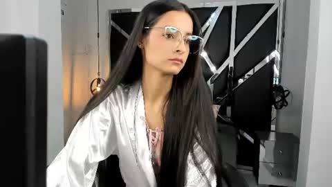 Snapshot of lana_rhoaades chatting on 06/10/26, 12:04 lana_rhoaades online show from 06/10/26, 12:04