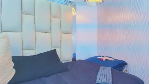 Snapshot of lana_sliim chatting on 02/19/26, 12:12 Vanessa online show from 02/19/26, 12:12