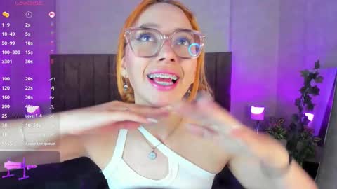 Lana online show from 10/10/25, 05:17