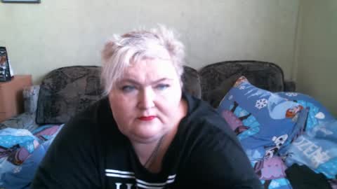 lanacat555 online show from 02/13/25, 10:44