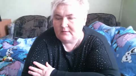 lanacat555 online show from 02/17/25, 10:29