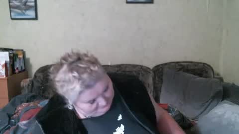 lanacat555 online show from 03/09/25, 04:00