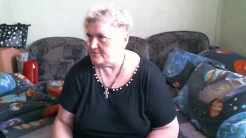 lanacat555 online show from 10/11/25, 10:36