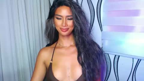 Snapshot of lanadel_hilton chatting on 01/03/25, 05:50 Lana online show from 01/03/25, 05:50