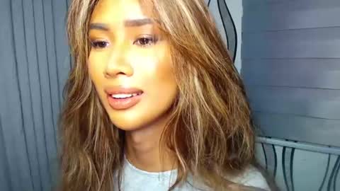 Lana online show from 02/02/25, 12:57