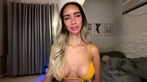 Lana online show from 03/26/26, 01:22