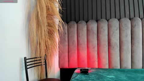 Lana online show from 03/30/26, 12:06