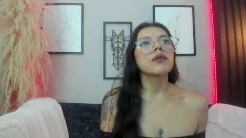 Lana online show from 04/19/26, 12:37