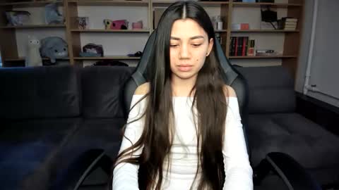 Lana online show from 06/10/26, 06:07