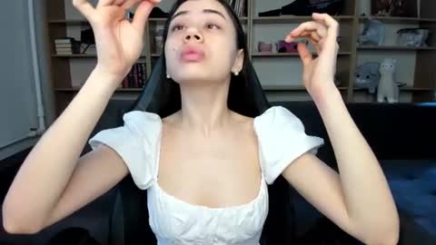 Lana online show from 06/17/26, 01:56