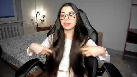 Lana online show from 06/19/26, 07:50
