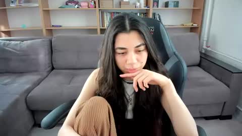 Snapshot of lanalandd chatting on 07/28/26, 03:21 Lana online show from 07/28/26, 03:21