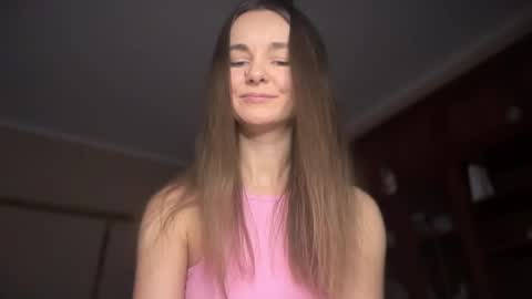 Snapshot of lanaloulou chatting on 01/06/25, 01:53 Lana online show from 01/06/25, 01:53