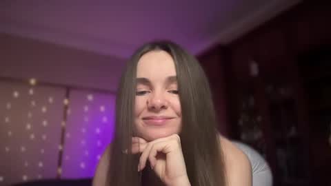 Snapshot of lanaloulou chatting on 02/10/25, 04:08 Lana online show from 02/10/25, 04:08