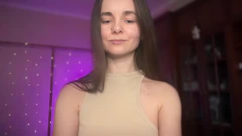 Snapshot of lanaloulou chatting on 02/28/25, 12:21 Lana online show from 02/28/25, 12:21