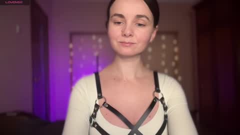 Snapshot of lanaloulou chatting on 10/15/25, 08:20 Lana online show from 10/15/25, 08:20