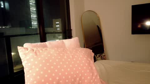 Snapshot of lanalure chatting on 06/21/26, 04:48 Lana online show from 06/21/26, 04:48