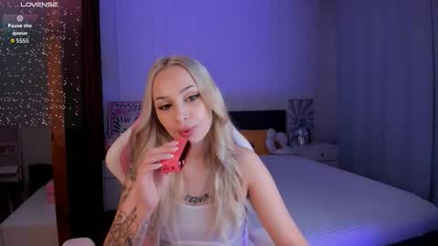 Lana online show from 01/06/26, 04:05