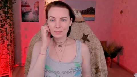 Snapshot of lanaradiance chatting on 05/06/26, 07:35 Lana Radiance online show from 05/06/26, 07:35