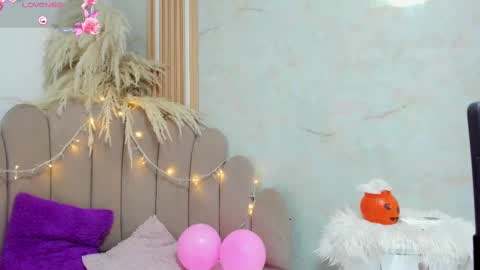 lana online show from 10/14/25, 05:08