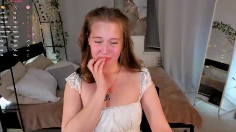 Snapshot of lanaroselle chatting on 06/19/26, 09:29 Lana online show from 06/19/26, 09:29