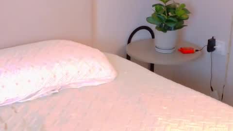 Lana online show from 02/11/26, 08:14