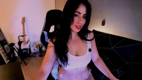 Lana online show from 04/18/26, 12:14