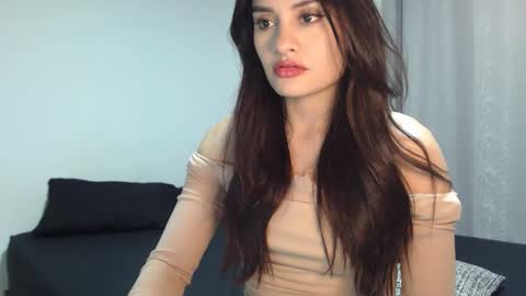 lanawinters1 online show from 04/18/26, 03:43