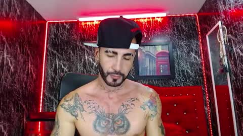 Lancelot Benwick online show from 01/12/25, 05:24