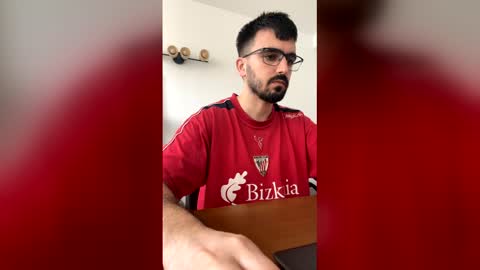 Snapshot of lander920612 chatting on 02/25/26, 10:03 lander920612 online show from 02/25/26, 10:03