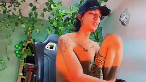 Snapshot of langelo_el chatting on 06/12/26, 12:26 langelo_el online show from 06/12/26, 12:26