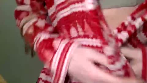 Snapshot of langoria chatting on 02/08/25, 10:29 langoria online show from 02/08/25, 10:29