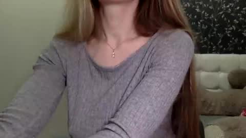 Snapshot of langoria chatting on 02/15/25, 05:07 langoria online show from 02/15/25, 05:07