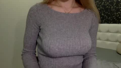 Snapshot of langoria chatting on 02/23/25, 03:51 langoria online show from 02/23/25, 03:51